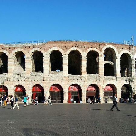 Al Pozzo Dell'Amore Verona Exterior foto